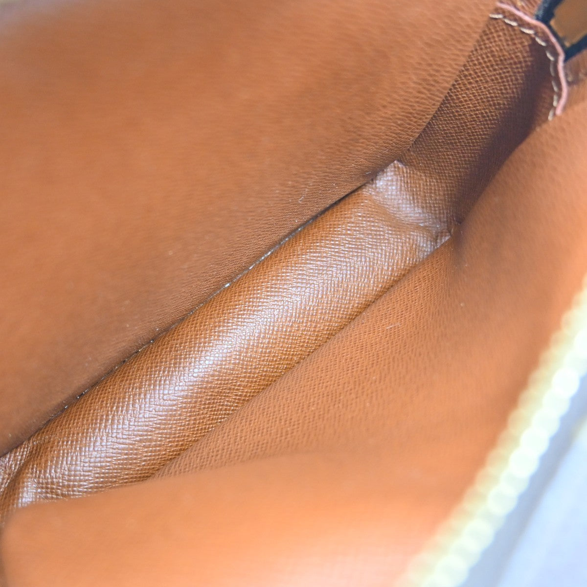 Louis Vuitton Amazone Monogram Brown Canvas Shoulder Bag Bag (Pre-Owned)