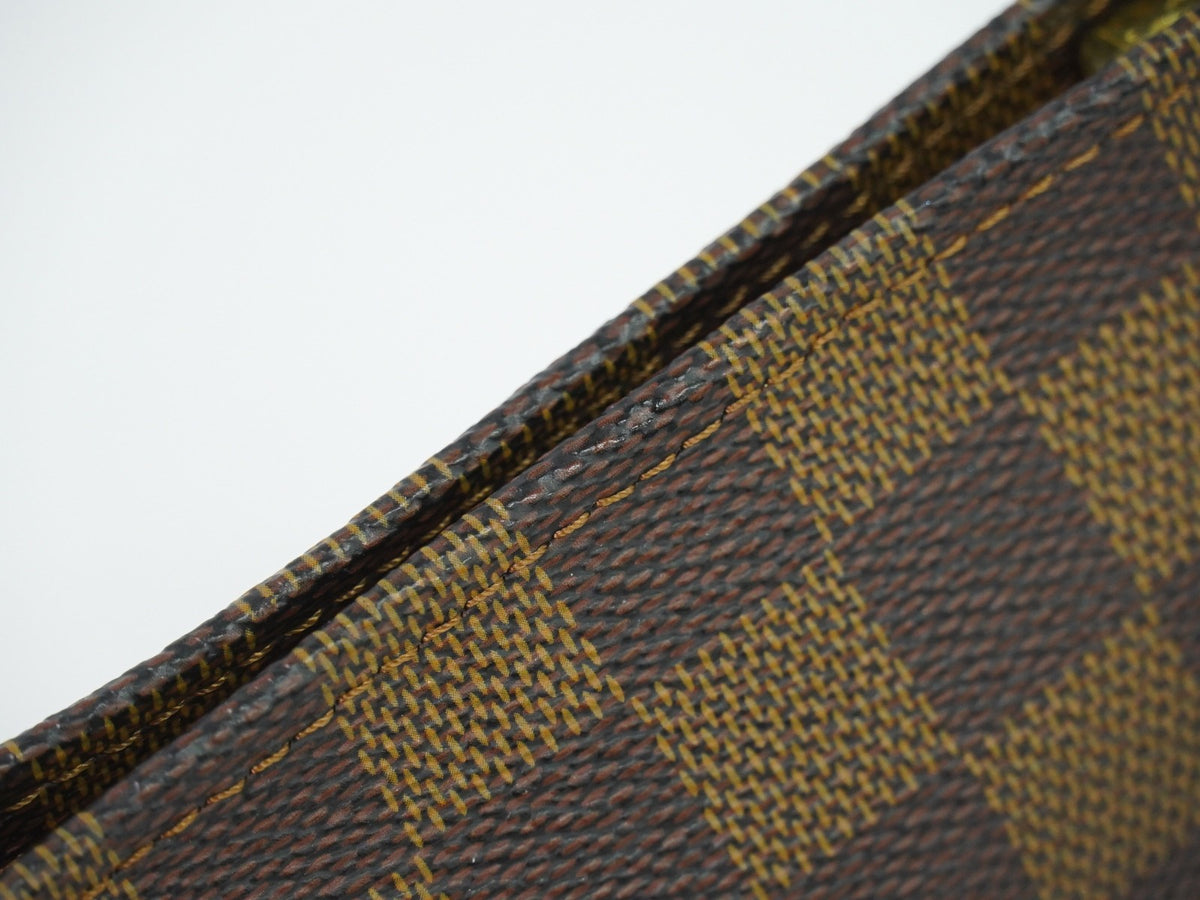 Louis Vuitton Trousse Make Up Damier Brown Canvas Clutche & Pouche Bag (Pre-Owned)