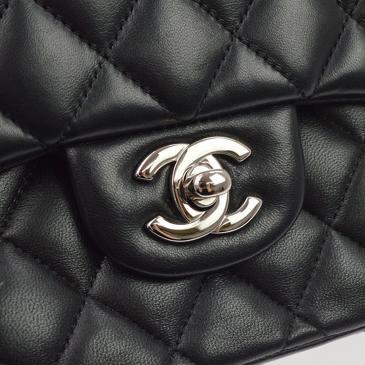 Chanel Classic Timeless Double Flap Quilted Lambskin Black Leather Handbag (Pre-Owned)