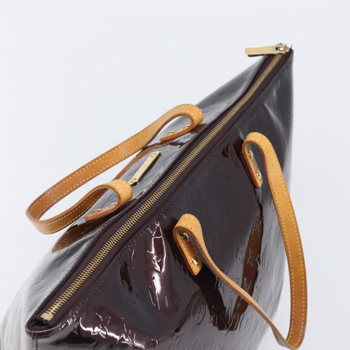 Louis Vuitton Bellevue Monogram Vernis Burgundy Patent_Leather Handbag (Pre-Owned)