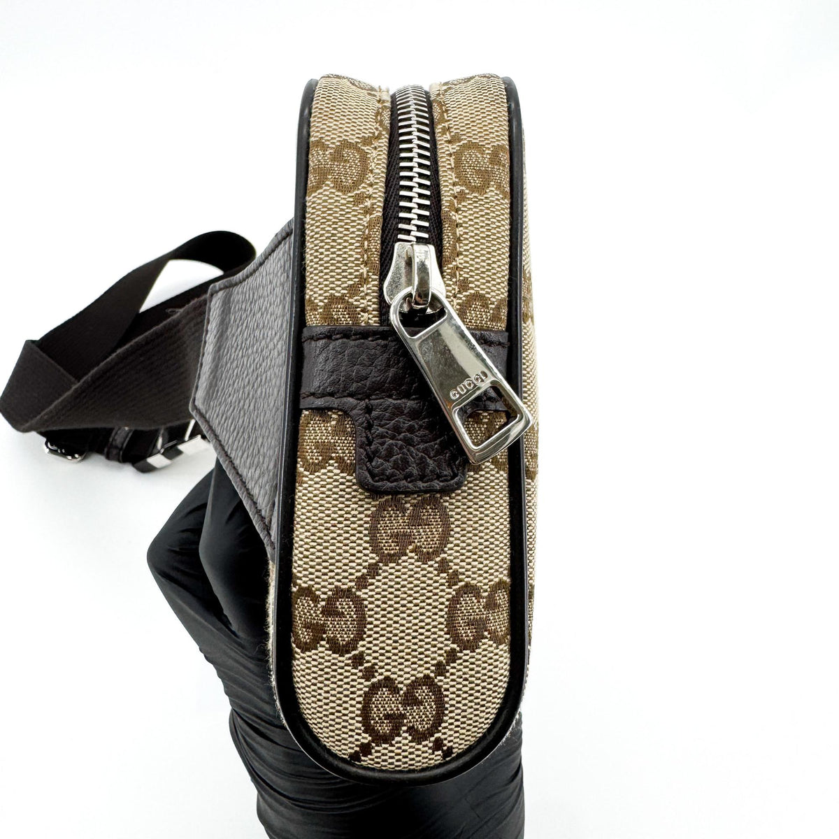 Gucci Waist Belt Gg Canvas Beige Canvas Handbag (Pre-Owned)