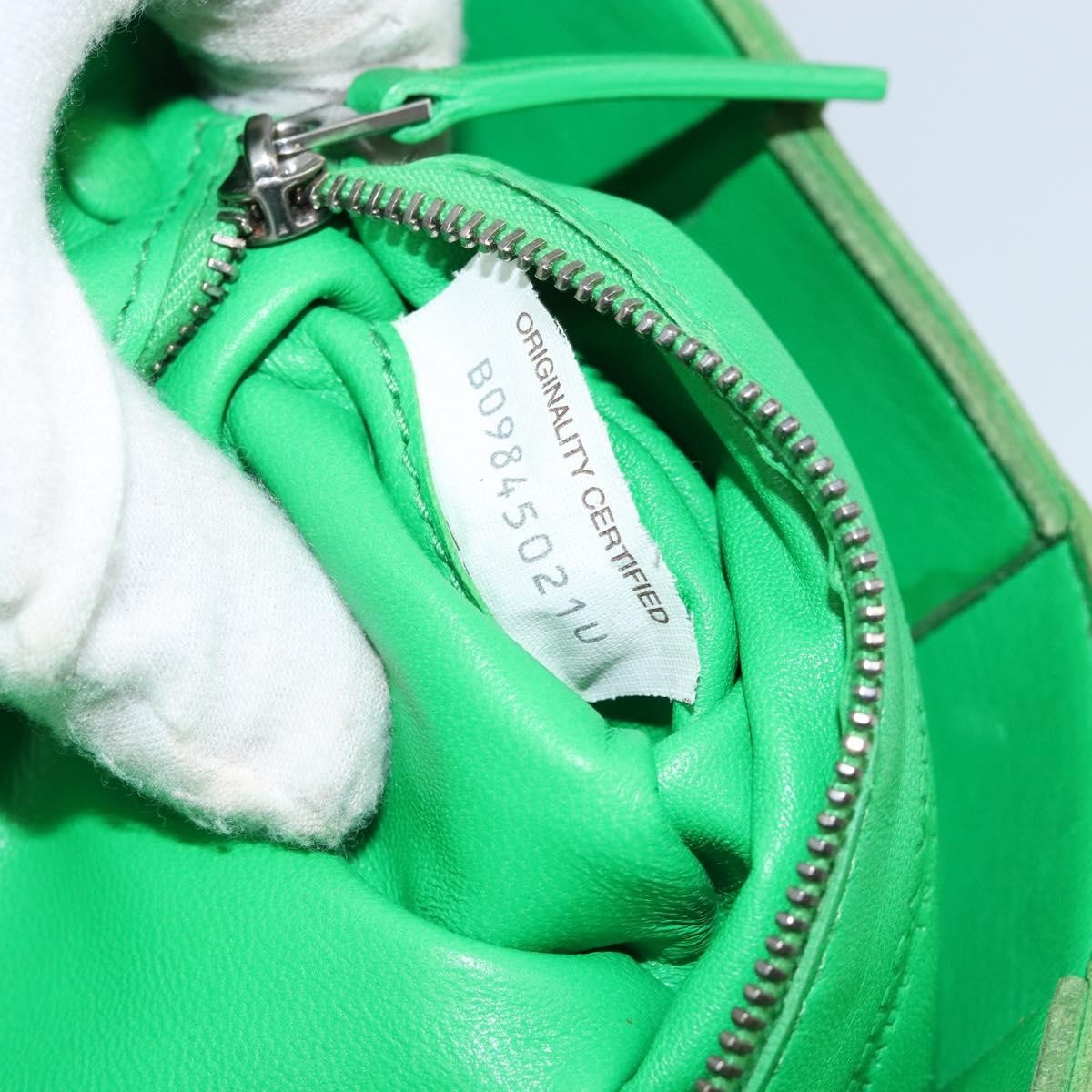 Bottega Veneta Cassette Maxi Intrecciato Leather Green Leather Bag (Pre-Owned)