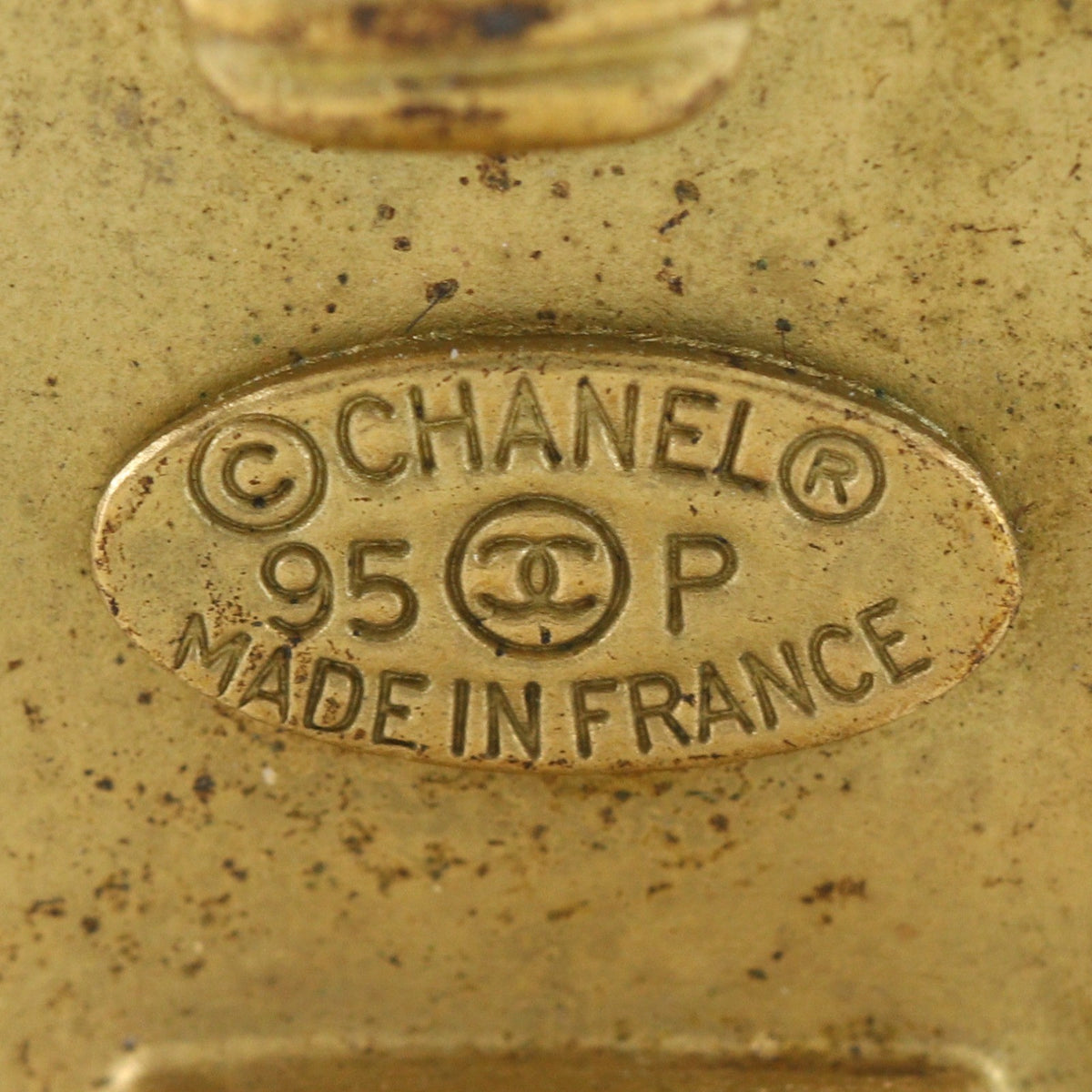 Chanel Vintage Radial Cc Clip-On Metal Gold Gold_Plated Earrings Jewelry (Pre-Owned)