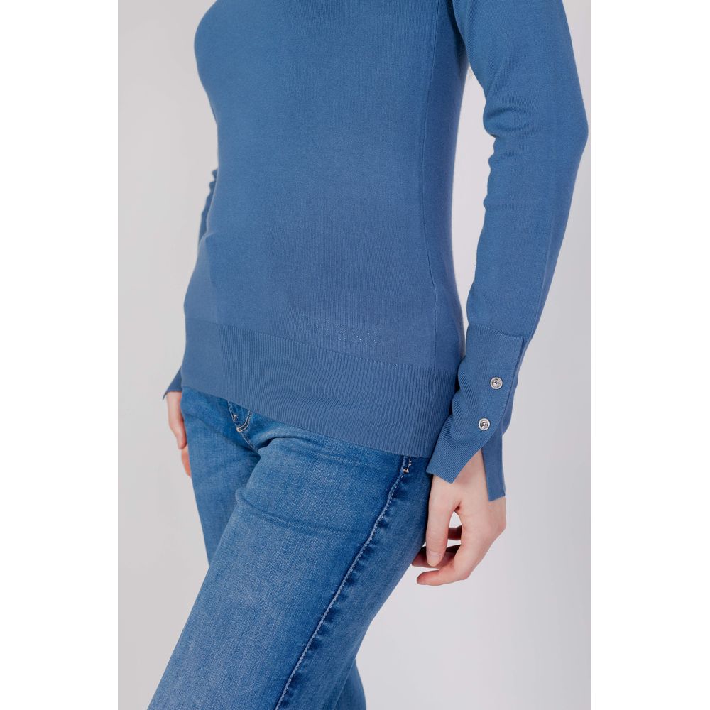 Guess Blue Cotton Tops & Women's T-Shirt