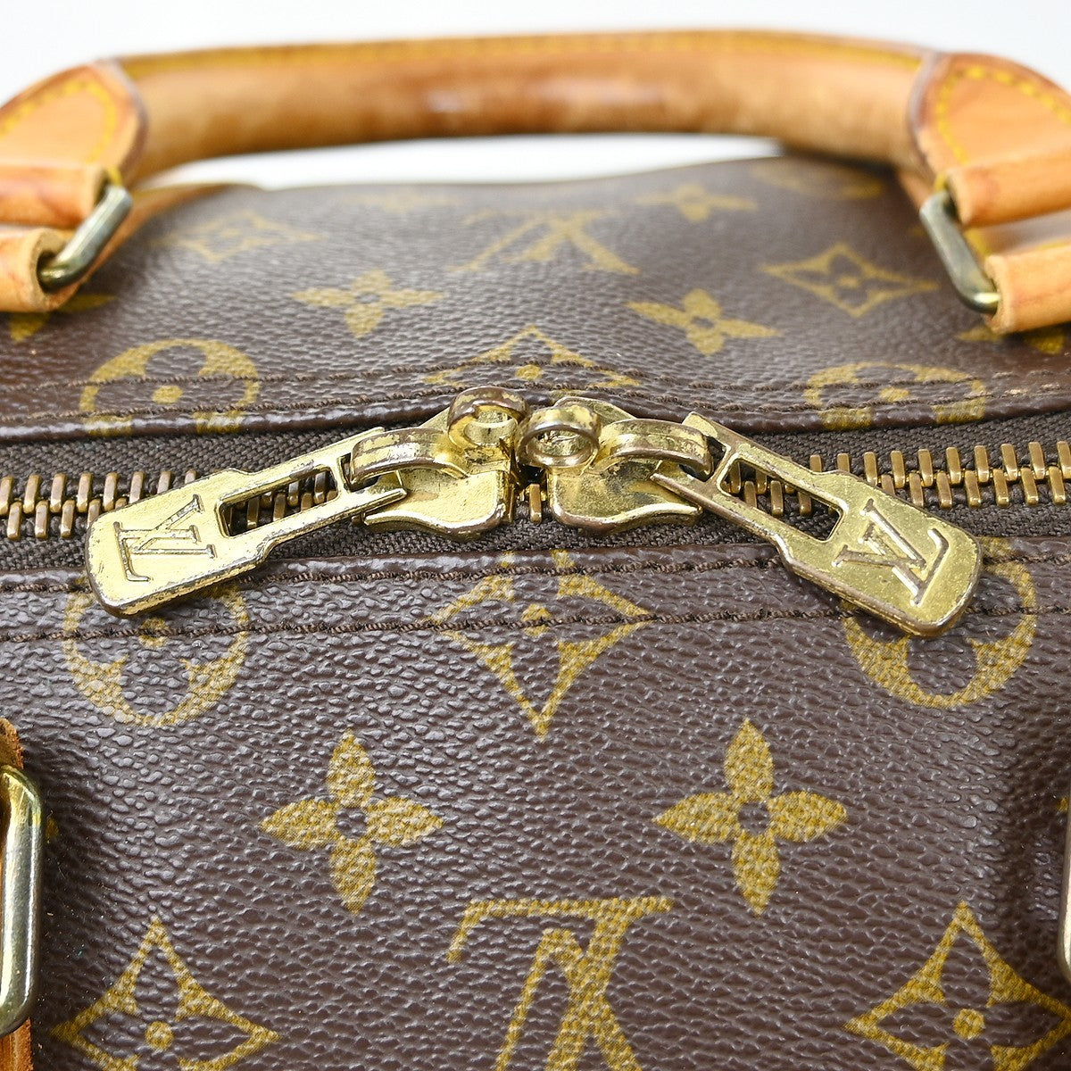 Louis Vuitton Keepall Monogram Canvas Brown Canvas Travel Bag Bag (Pre-Owned)
