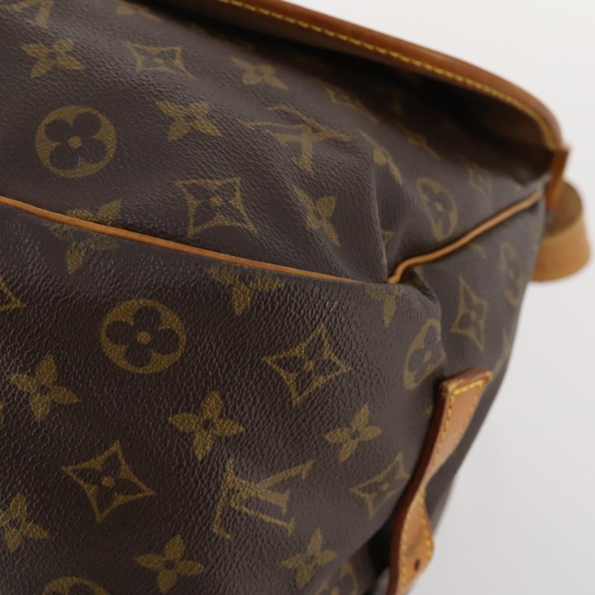 Louis Vuitton Saumur Monogram Canvas Brown Canvas Shoulder Bag Bag (Pre-Owned)