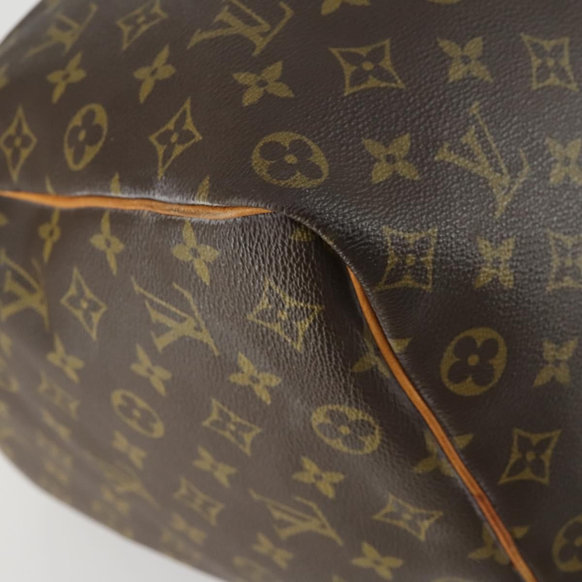 Louis Vuitton Keepall Monogram Canvas Brown Canvas Travel Bag Bag (Pre-Owned)