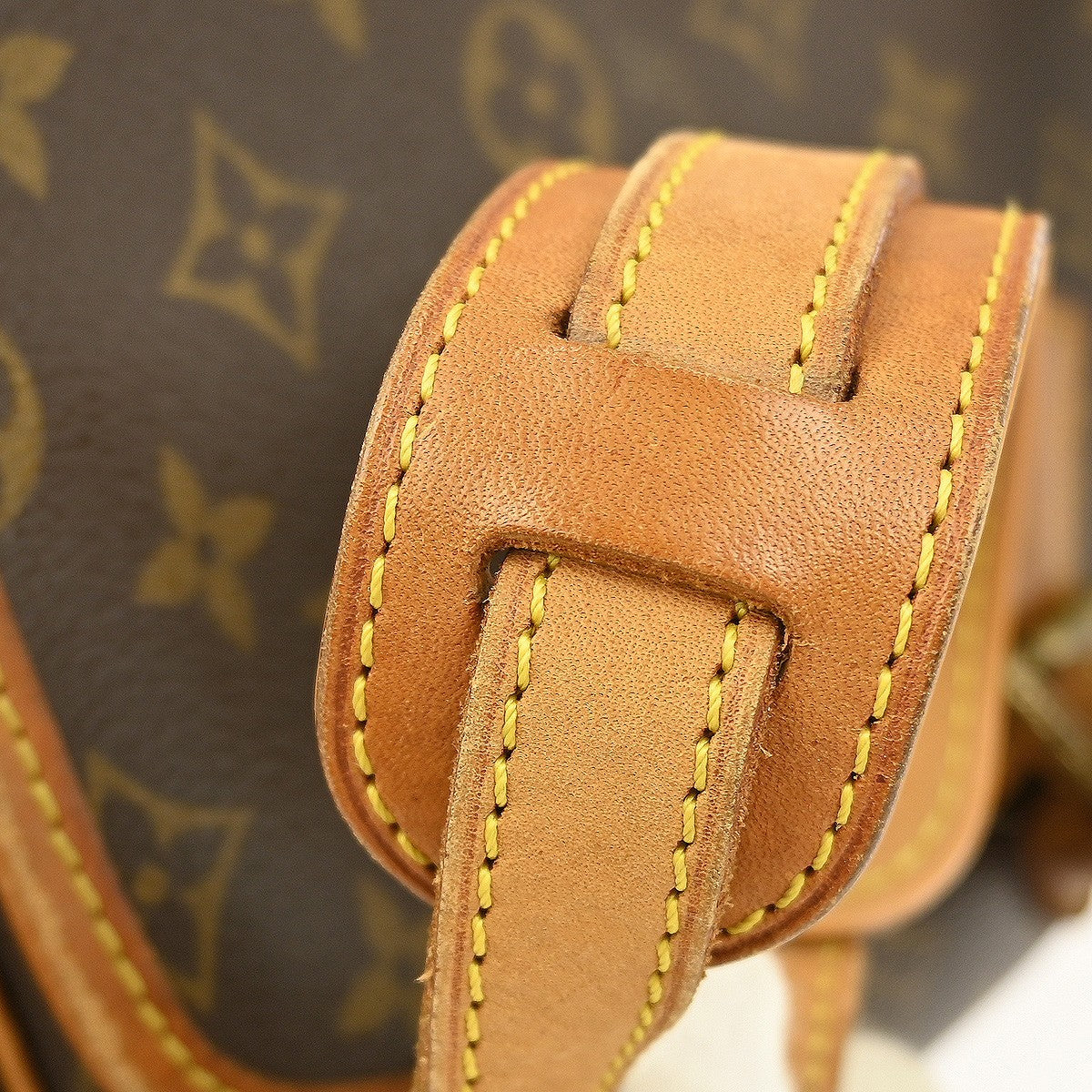 Louis Vuitton Sologne Monogram Canvas Brown Canvas Handbag (Pre-Owned)