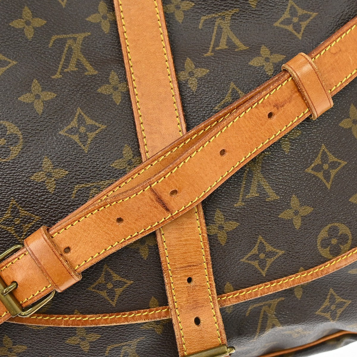 Louis Vuitton Saumur Monogram Brown Canvas Shoulder Bag Bag (Pre-Owned)