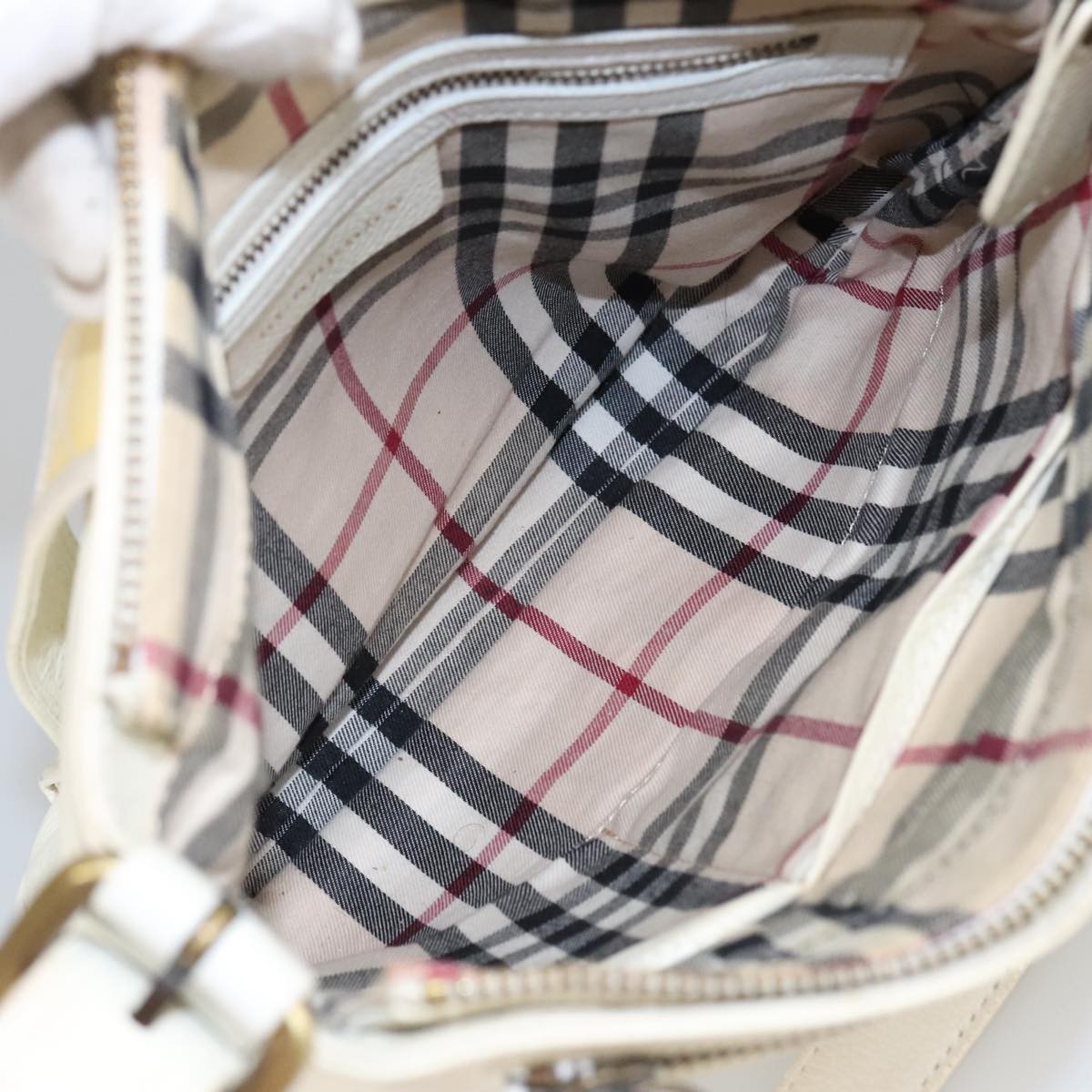 Burberry Vintage Leather White Leather Shoulder Bag Bag (Pre-Owned)