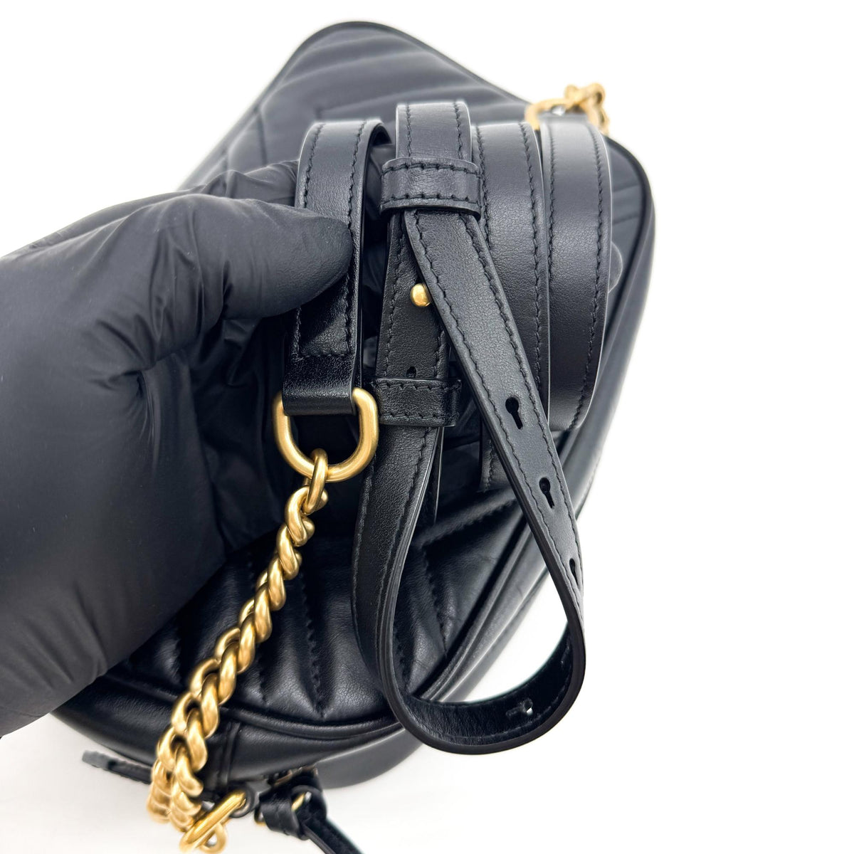 Gucci Gg Marmont Chain Matelasse Leather Black Leather Crossbody Bag Bag (Pre-Owned)