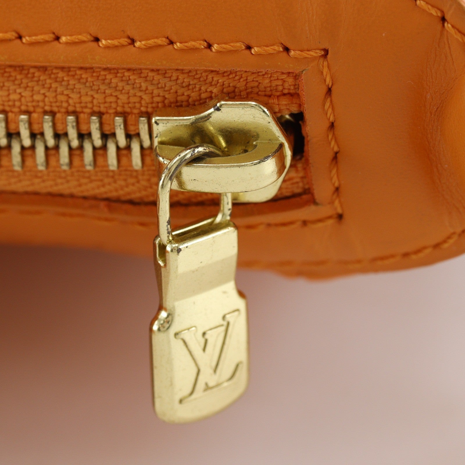 Louis Vuitton Dhanura Epi Leather Orange Leather Handbag (Pre-Owned)