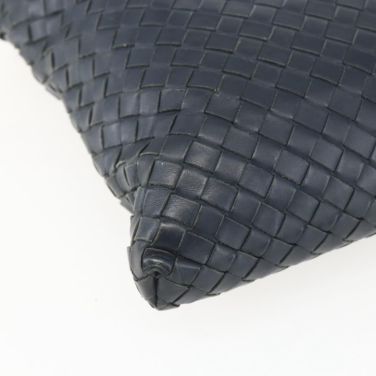 Bottega Veneta Flat Messenger Intrecciato Nappa Navy Leather Crossbody Bag Bag (Pre-Owned)