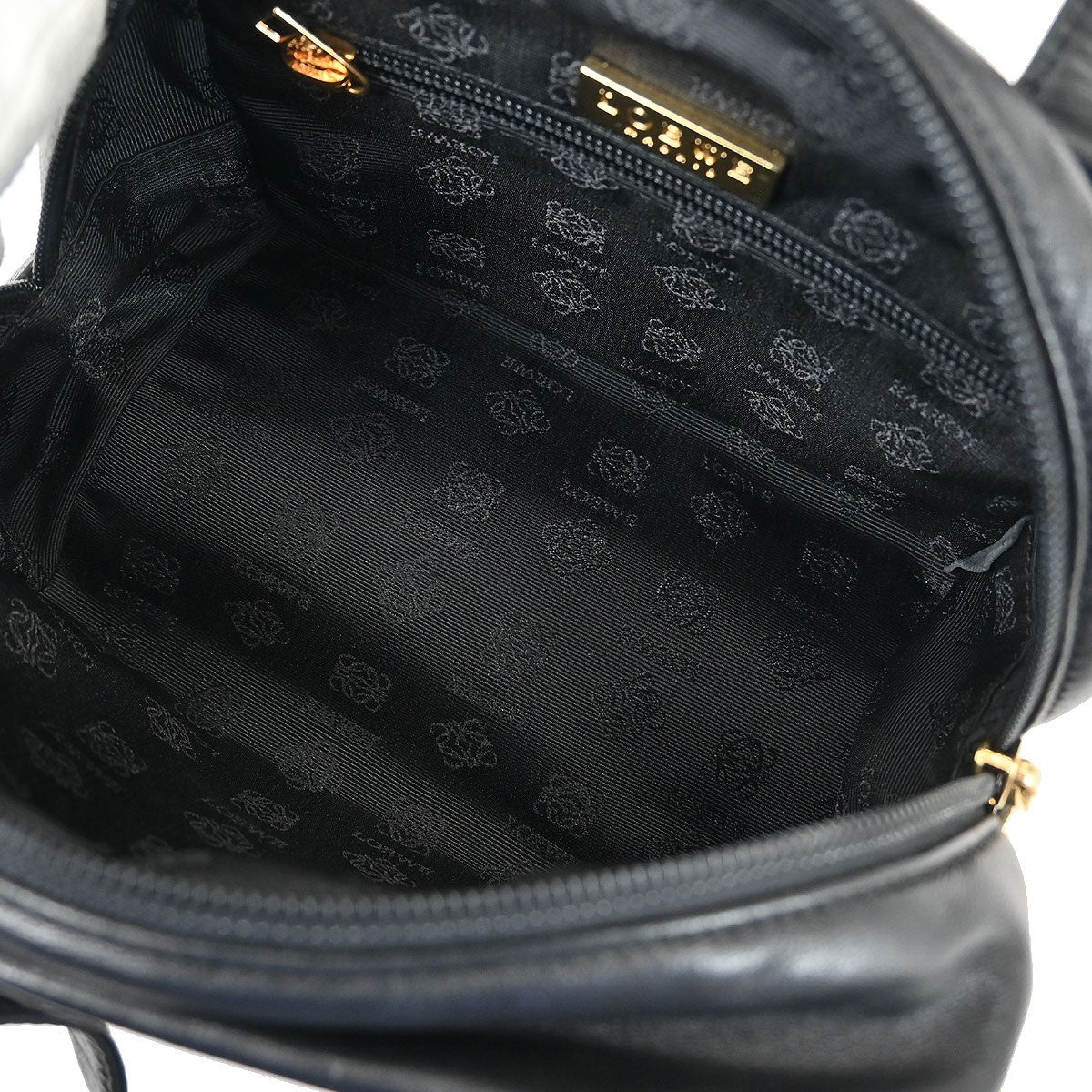 Loewe Anagram Leather Black Leather Handbag (Pre-Owned)