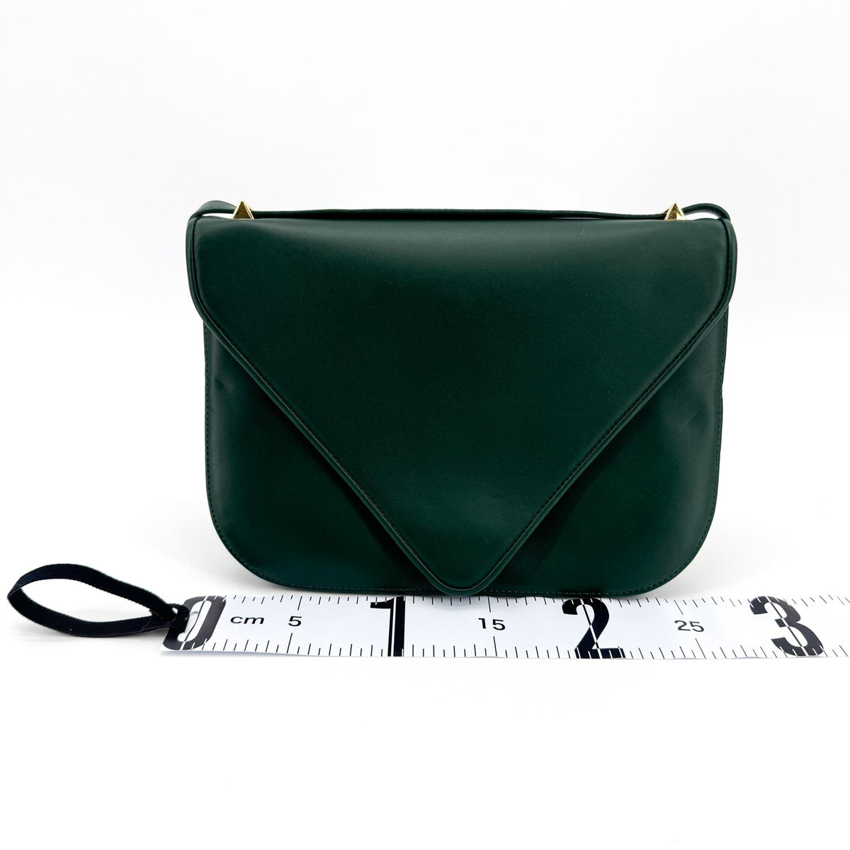 Bottega Veneta Mount Leather Green Leather Shoulder Bag Bag (Pre-Owned)
