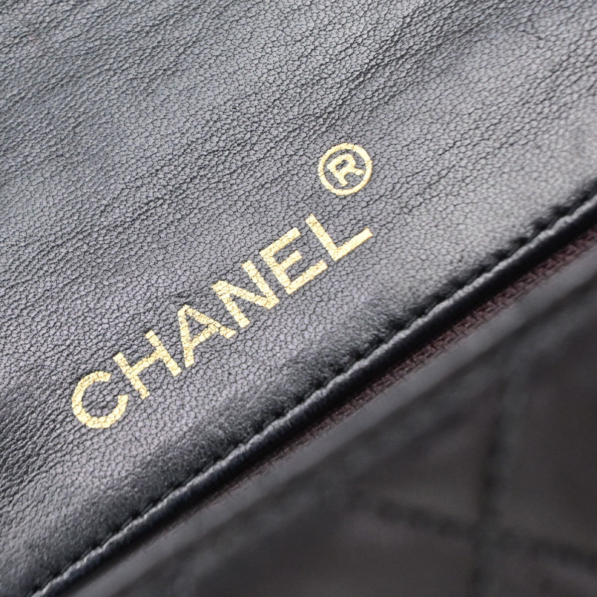 Chanel Vintage Square Classic Flap Quilted Lambskin Black Leather Shoulder Bag Bag (Pre-Owned)