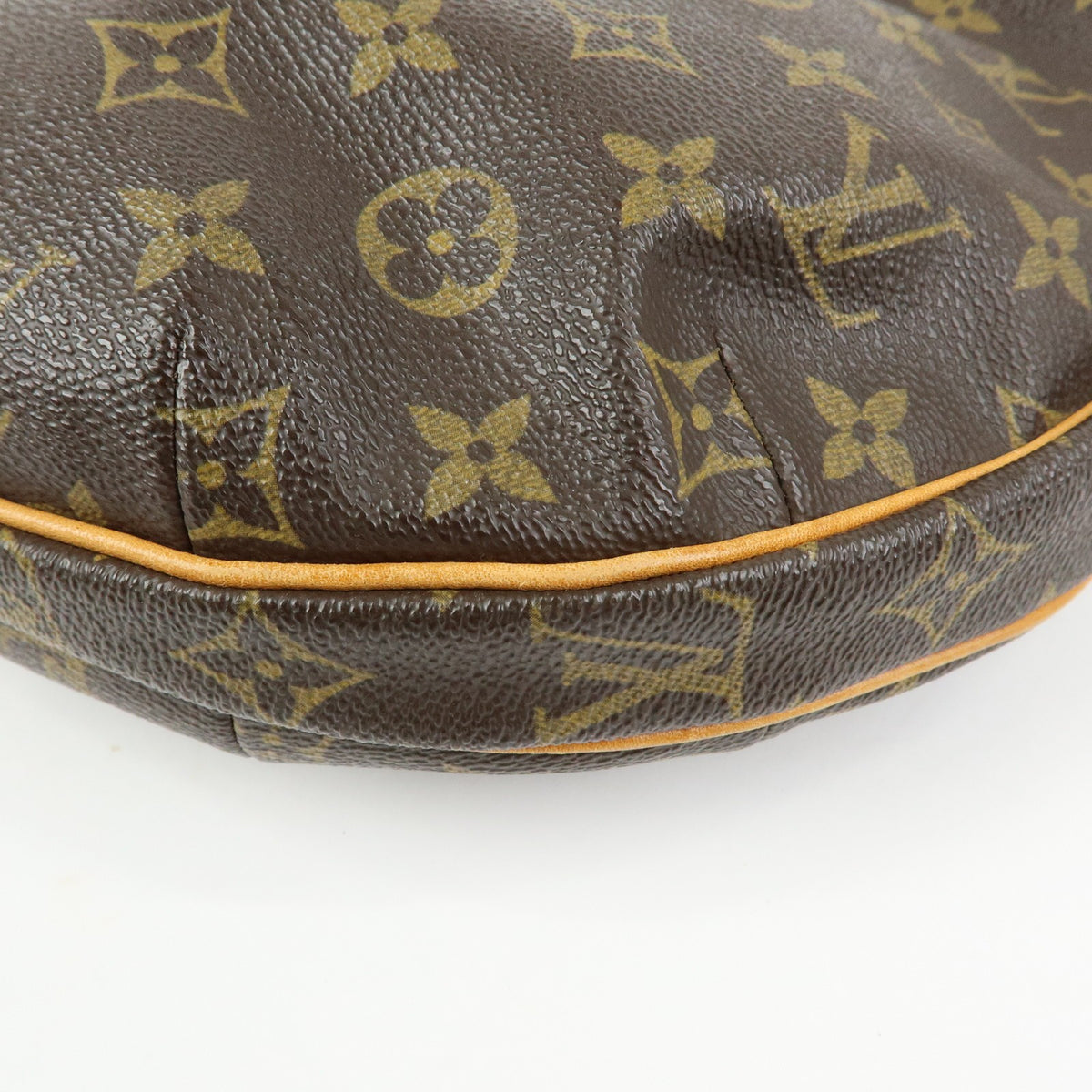 Louis Vuitton Croissant Monogram Canvas Brown Canvas Handbag (Pre-Owned)