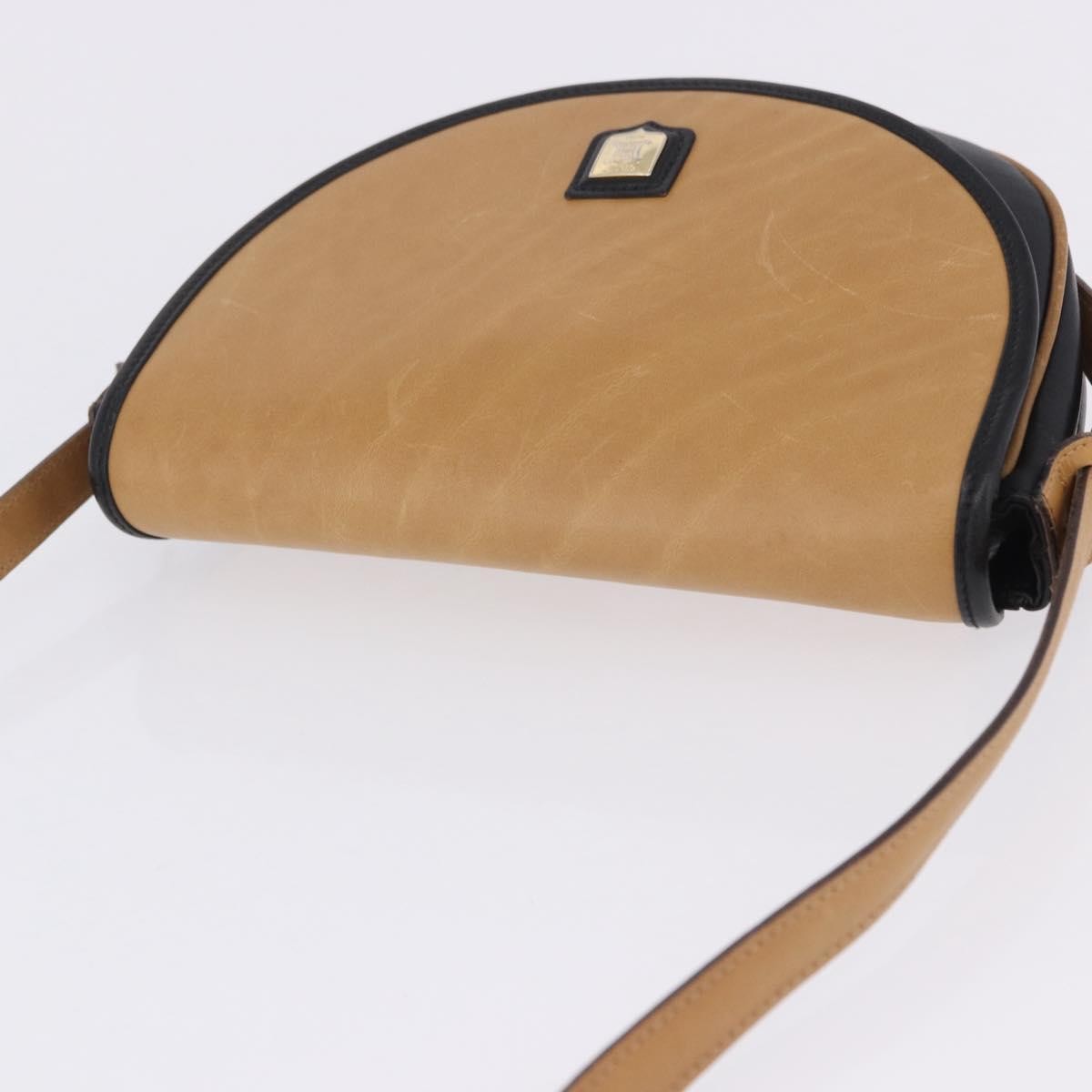 Celine Flap Shoulder Leather Beige Leather Shoulder Bag Bag (Pre-Owned)
