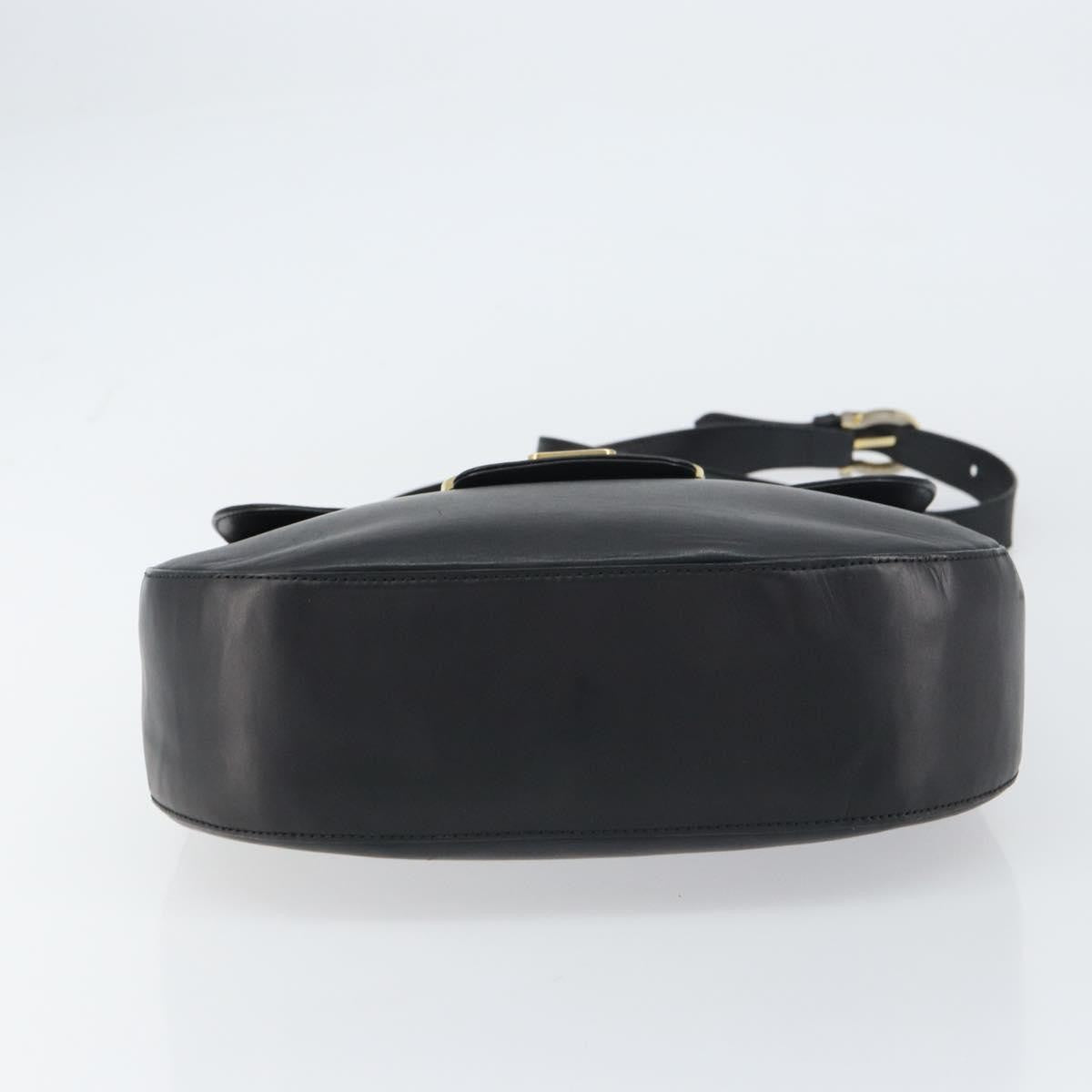 Salvatore Ferragamo Gancini Leather Black Leather Shoulder Bag Bag (Pre-Owned)