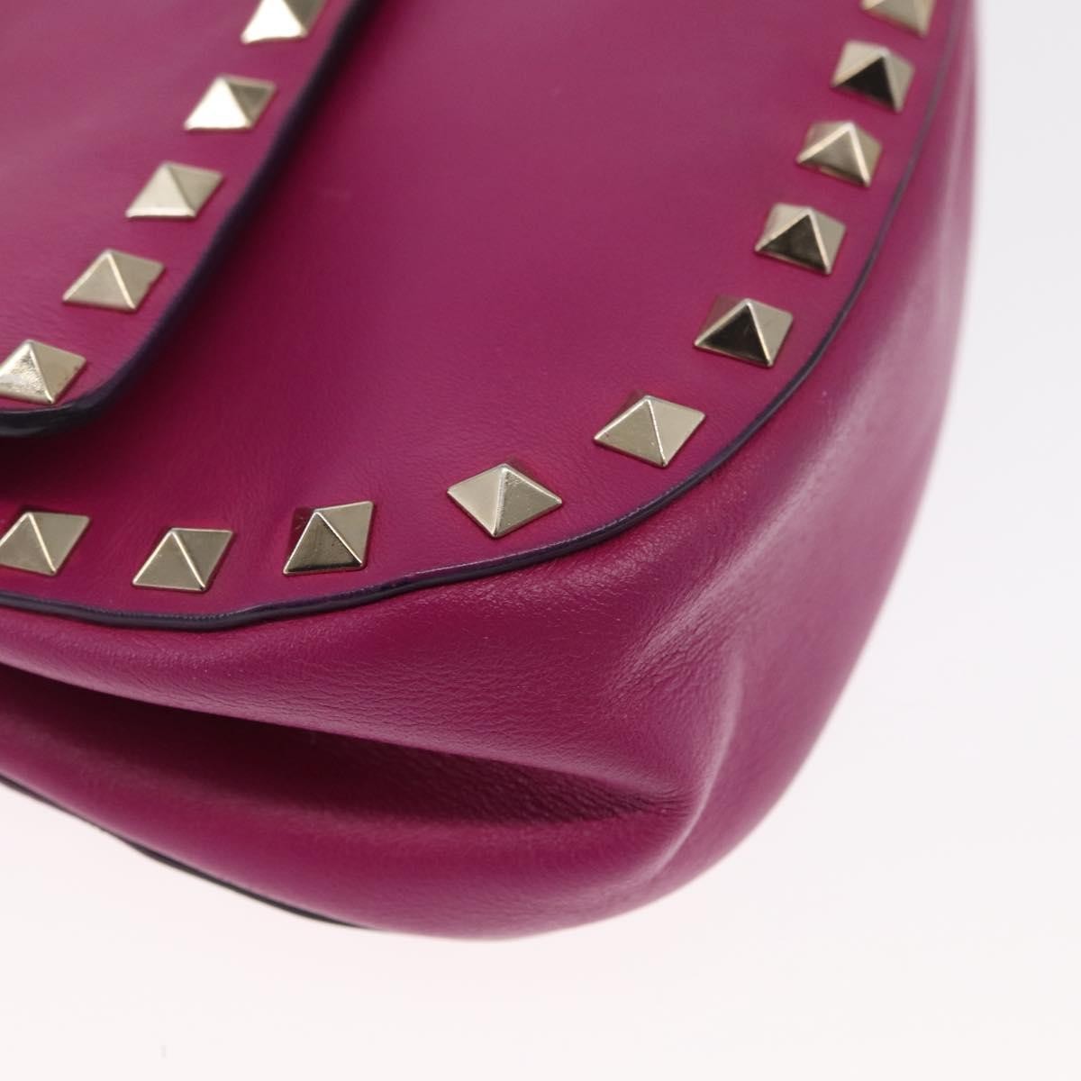 Valentino Garavani Rockstud Saddle Leather Pink Leather Clutche & Pouche Bag (Pre-Owned)
