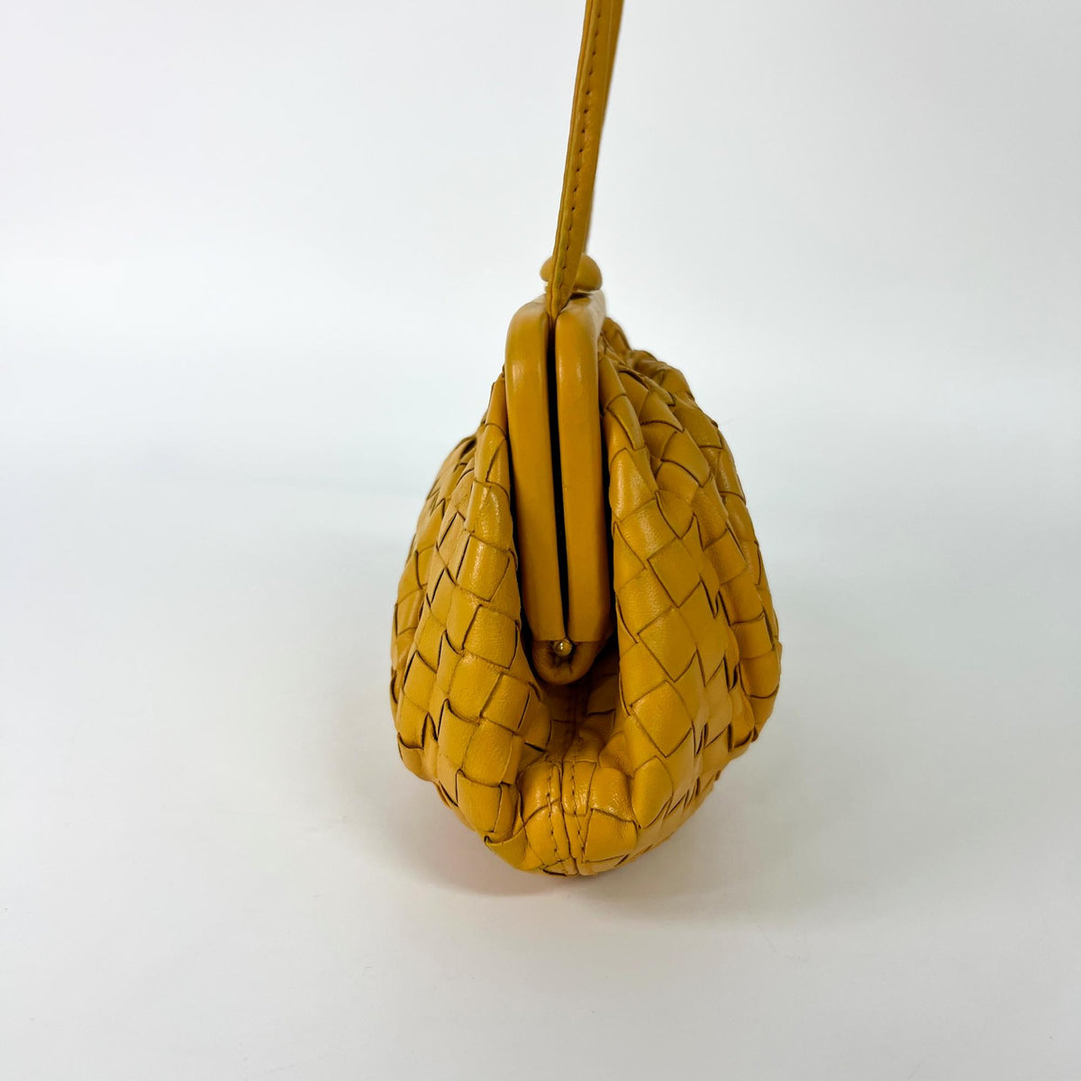 Bottega Veneta The Pouch Intrecciato Nappa Yellow Other Clutche & Pouche Bag (Pre-Owned)
