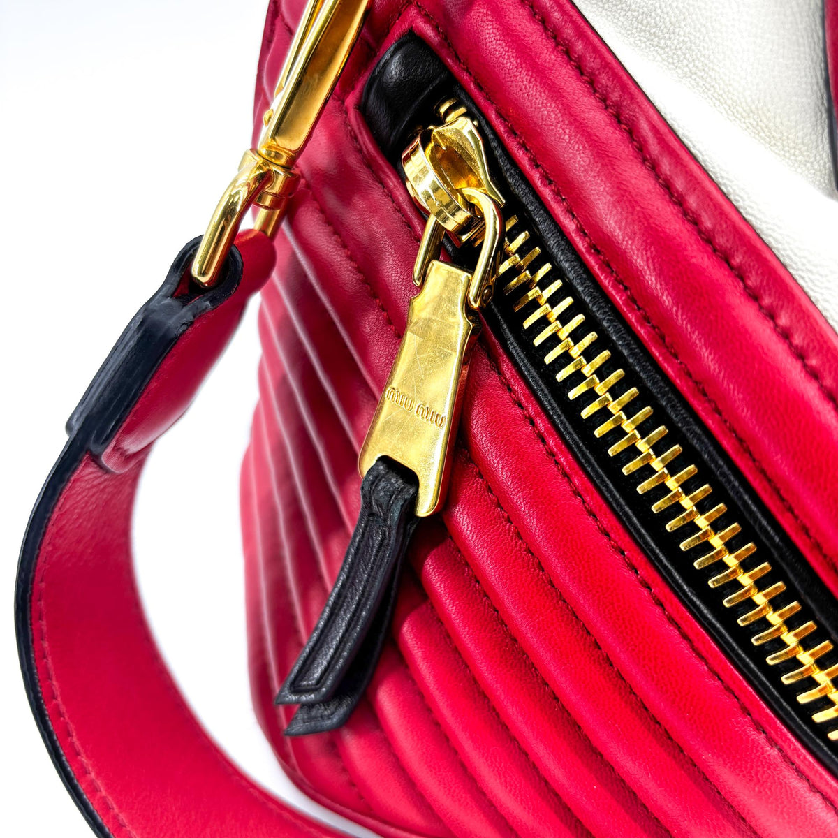 Miu Miu Biker Convertible Dome Satchel Quilted Leather Red Leather Handbag (Pre-Owned)