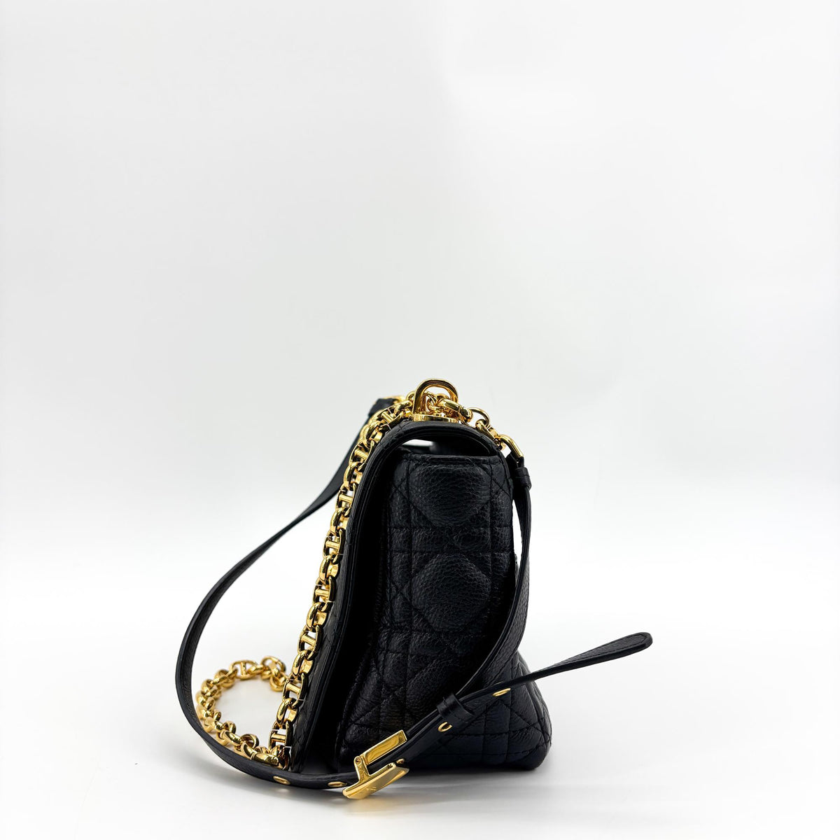 Christian Dior Caro Cannage Quilt Calfskin Black Leather Handbag (Pre-Owned)