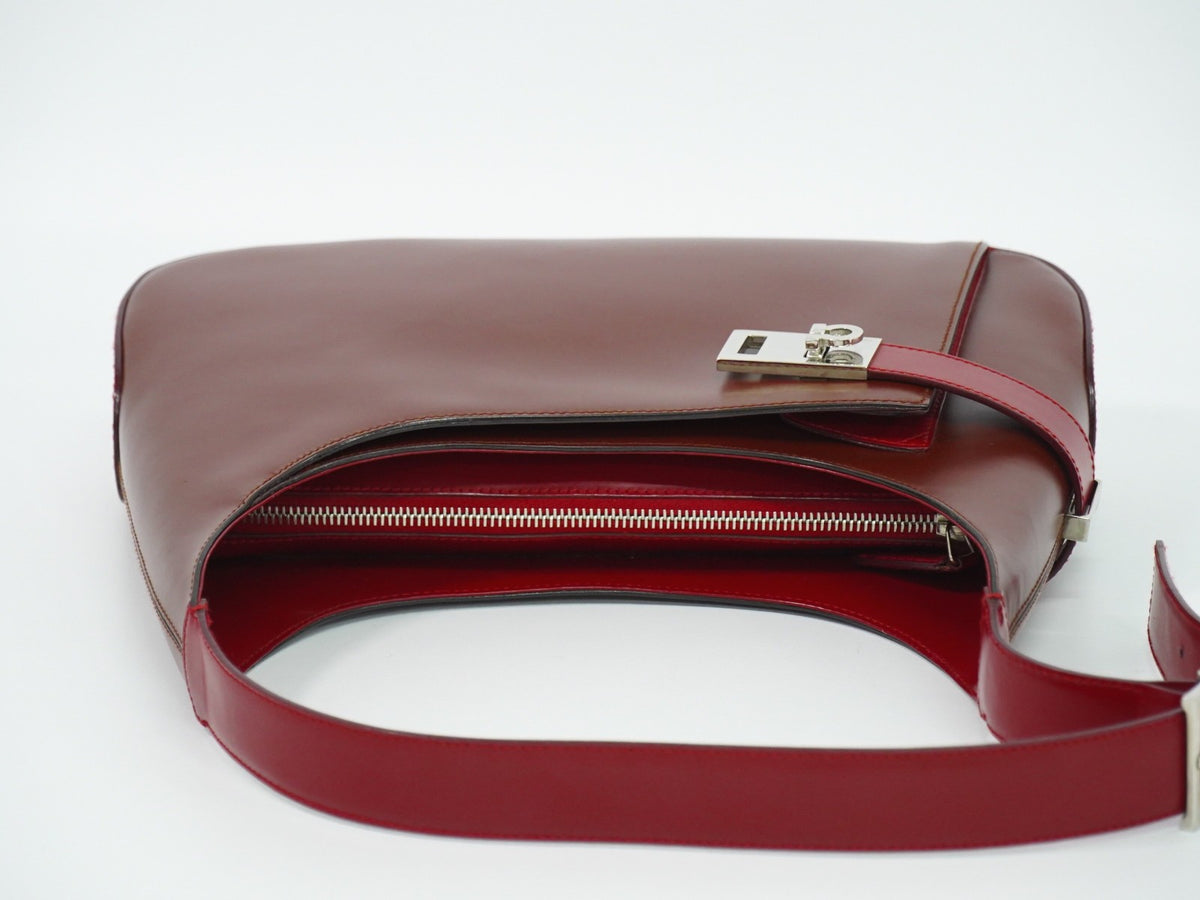 Salvatore Ferragamo Gancini Hobo Leather Brown Leather Shoulder Bag Bag (Pre-Owned)