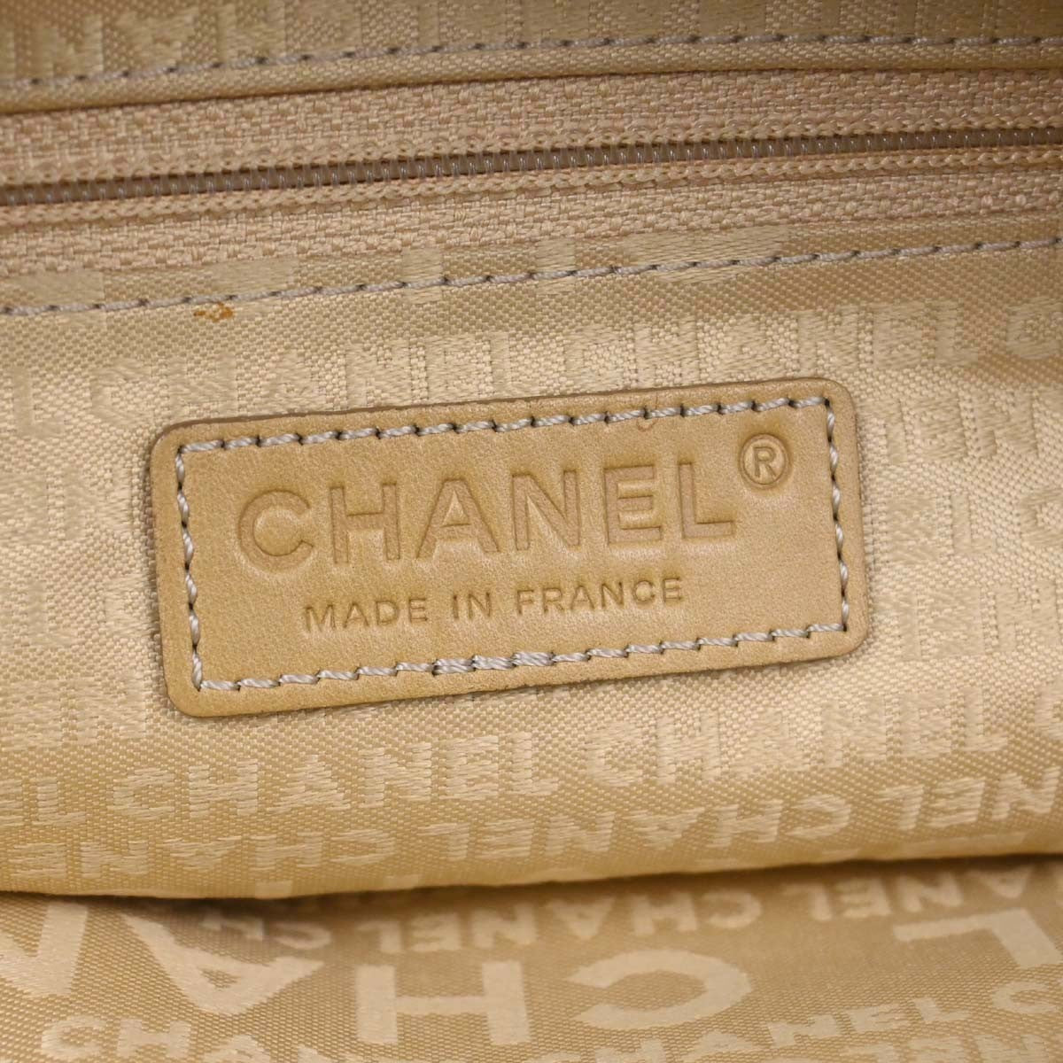 Chanel Cc Bowler Leather Black Leather Handbag (Pre-Owned)
