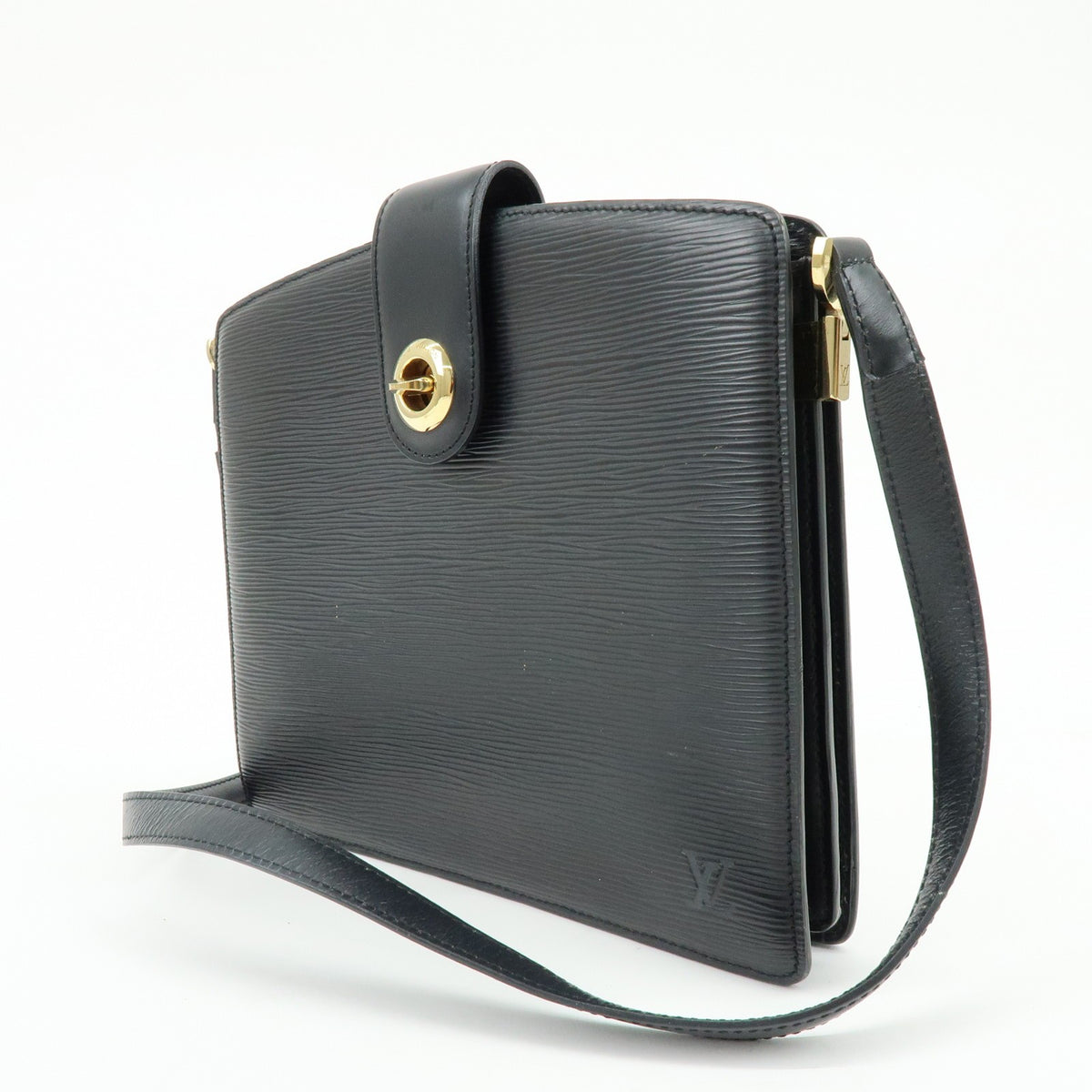 Louis Vuitton Capucines Epi Leather Black Leather Handbag (Pre-Owned)