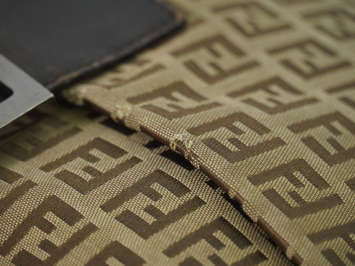 Fendi Zucchino Canvas Mamma Baguette Canvas Brown Canvas Shoulder Bag Bag (Pre-Owned)