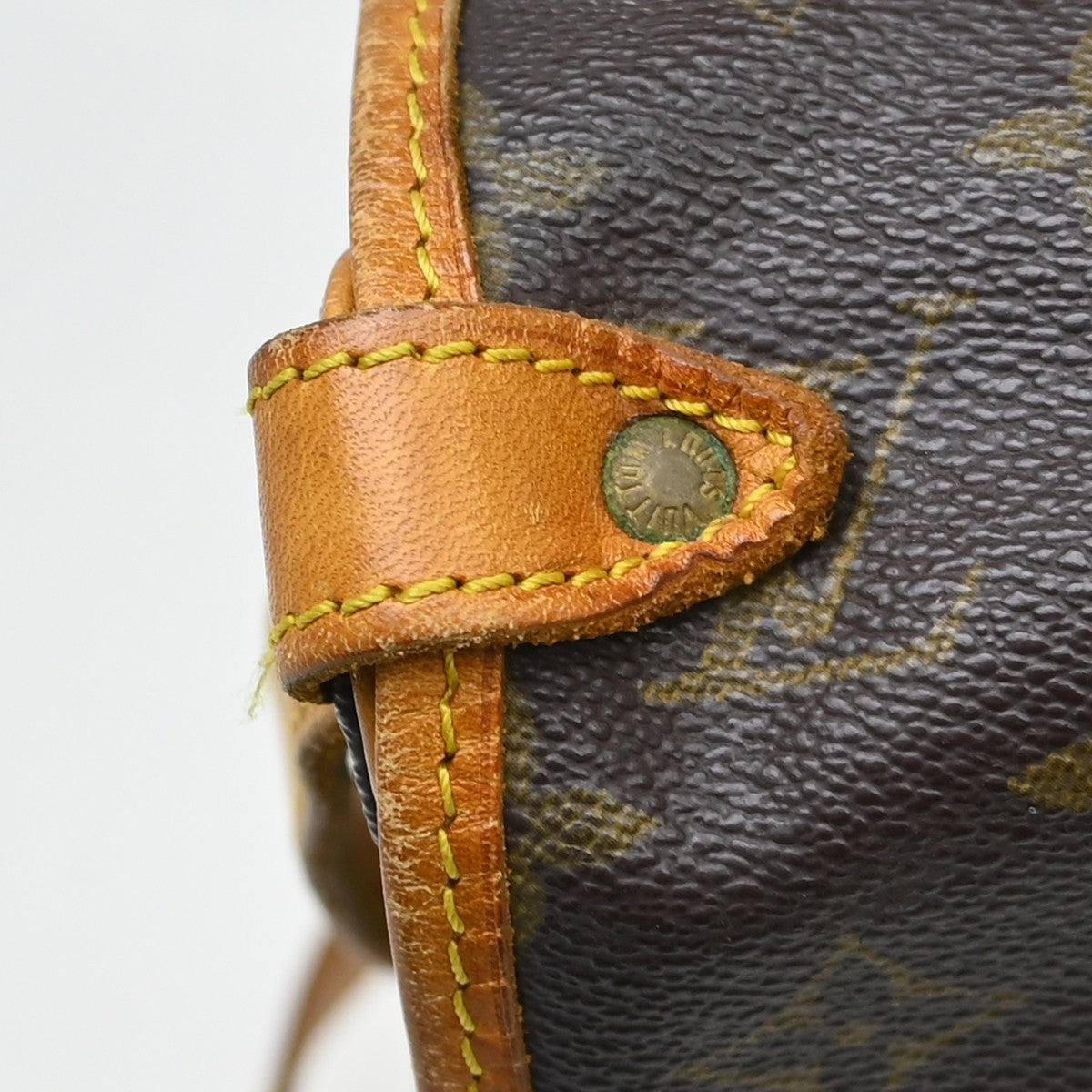 Louis Vuitton Saumur Monogram Canvas Brown Canvas Shoulder Bag Bag (Pre-Owned)
