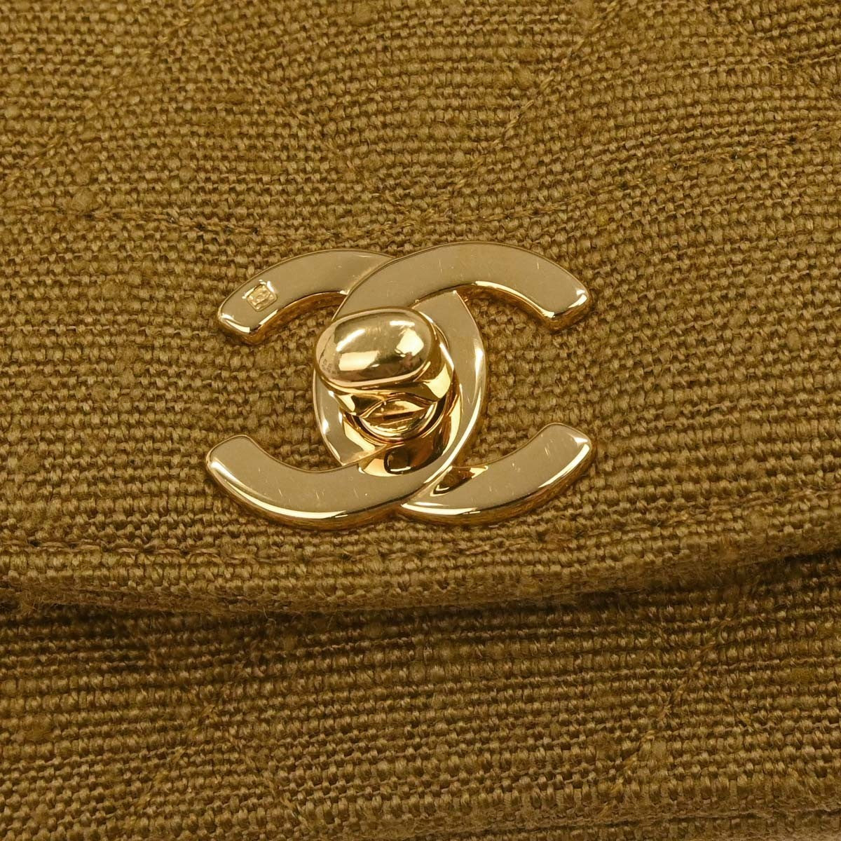 Chanel Vintage Diana Flap Quilted Canvas Brown Canvas Shoulder Bag Bag (Pre-Owned)
