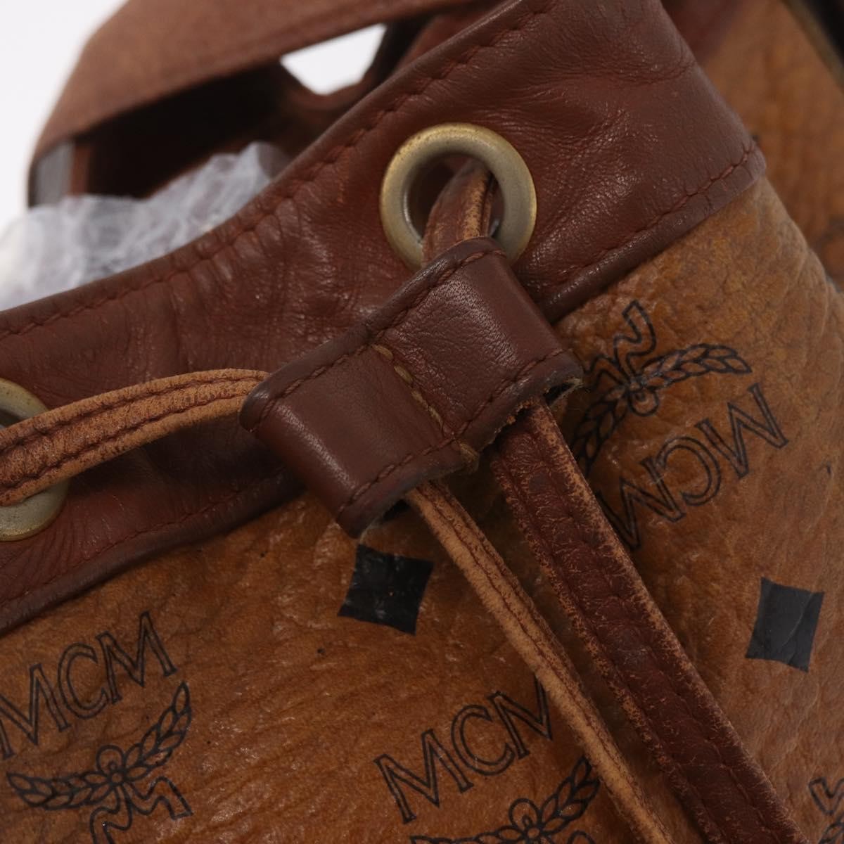MCM Drawstring Leather Brown Leather Shoulder Bag Bag (Pre-Owned)