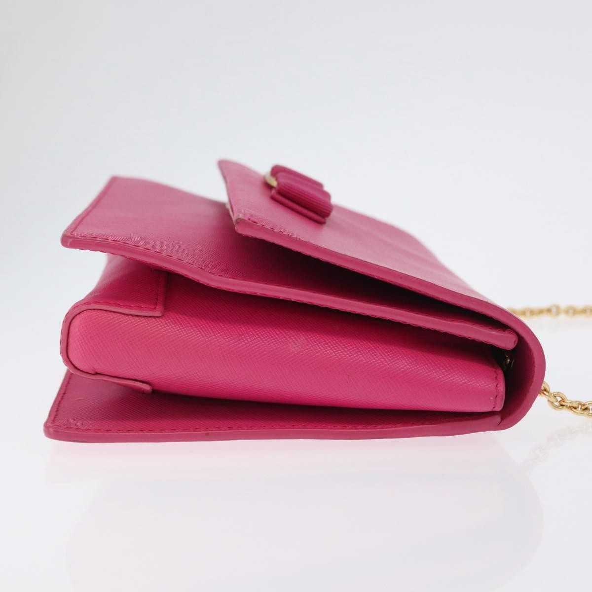 Salvatore Ferragamo Vala Chain Leather Pink Leather Shoulder Bag Bag (Pre-Owned)