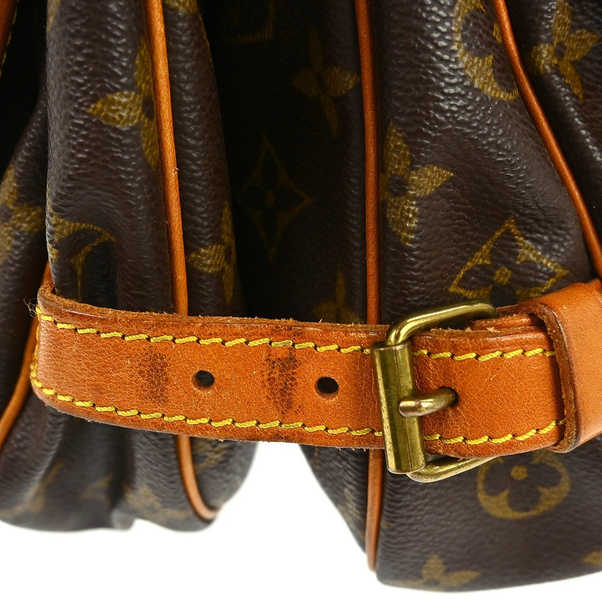 Louis Vuitton Saumur Monogram Brown Canvas Shoulder Bag Bag (Pre-Owned)