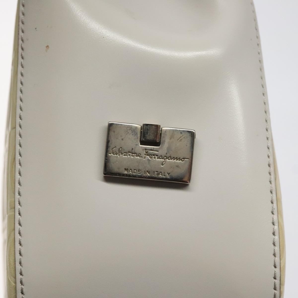 Salvatore Ferragamo Gancini Leather Beige Leather Shoulder Bag Bag (Pre-Owned)