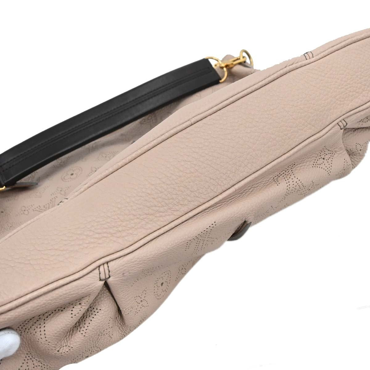 Louis Vuitton Selene Mahina Leather Beige Leather Handbag (Pre-Owned)