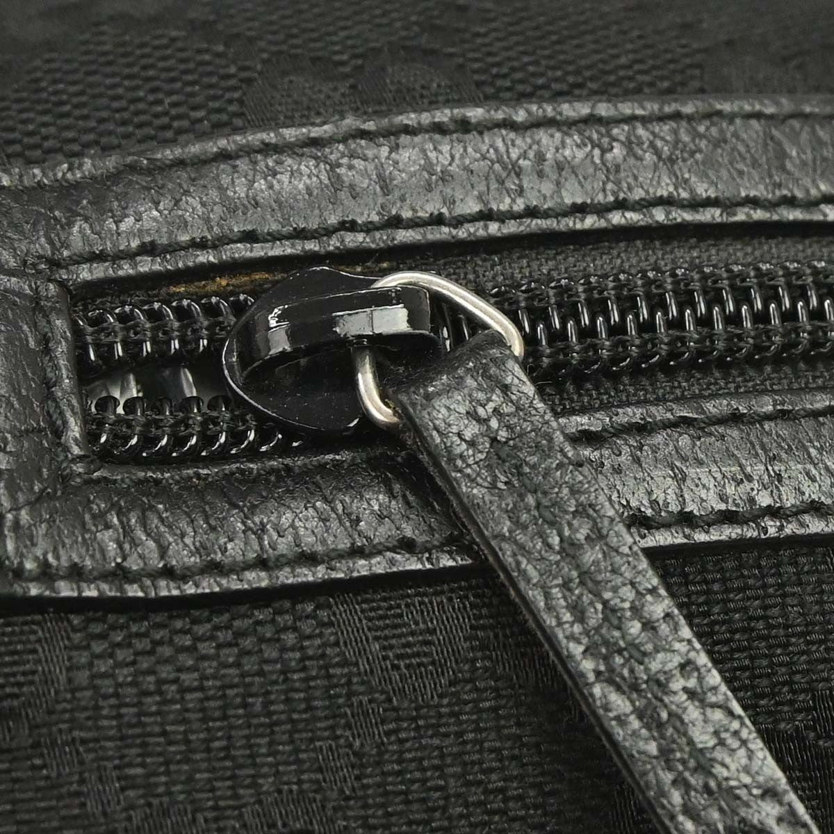 Gucci Zip Around Bowling Gg Canvas Black Canvas Handbag (Pre-Owned)