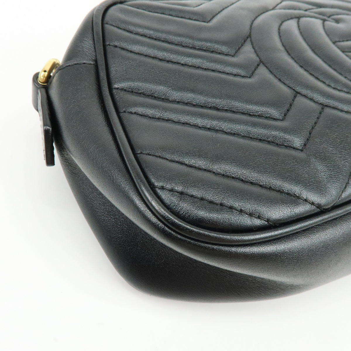 Gucci Gg Marmont Matelasse Leather Black Leather Shoulder Bag Bag (Pre-Owned)