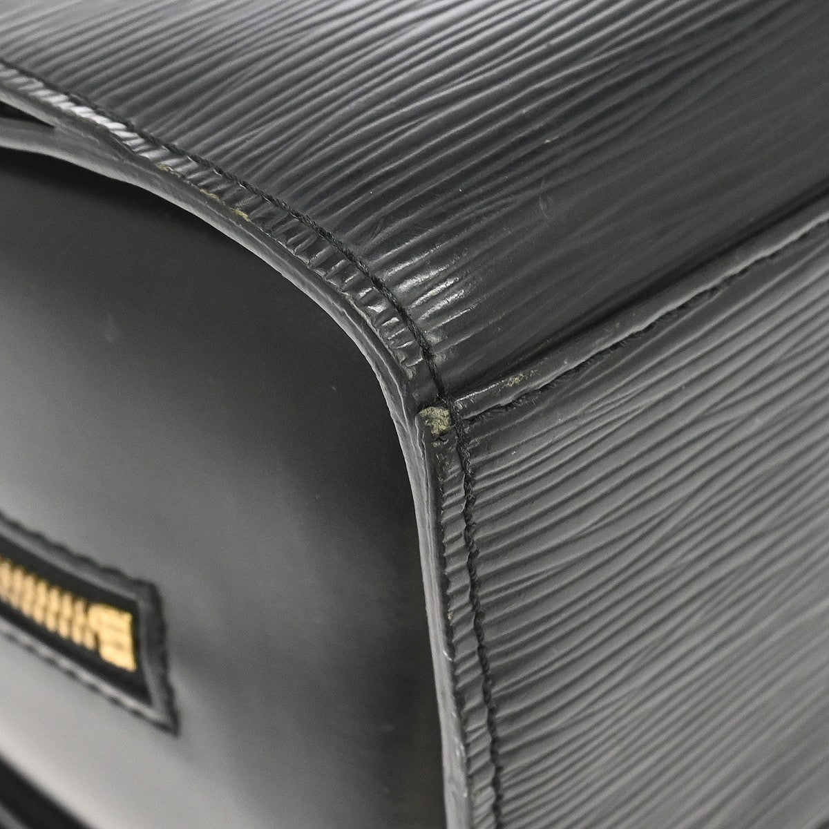 Louis Vuitton Pont Neuf Epi Black Leather Handbag (Pre-Owned)