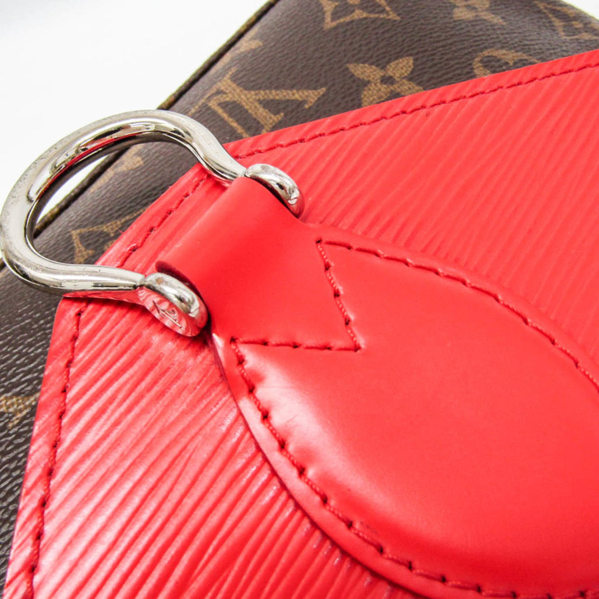 Louis Vuitton Saint Michel Monogram Canvas And Epi Leather Brown Canvas Handbag (Pre-Owned)