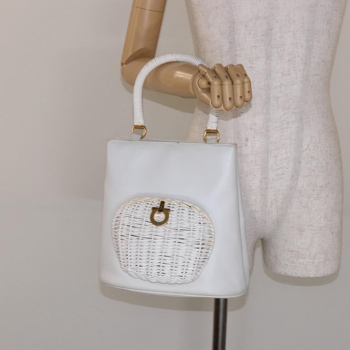 Salvatore Ferragamo Vintage Gancini Convertible Top Handle Leather White Leather Handbag (Pre-Owned)