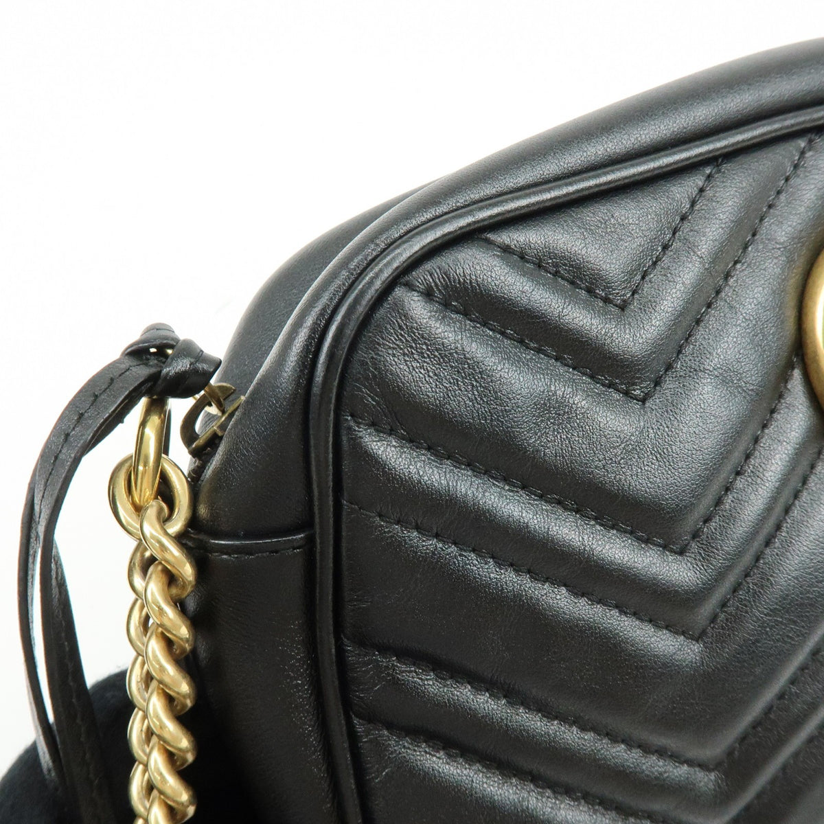 Gucci Gg Marmont Matelasse Leather Black Leather Shoulder Bag Bag (Pre-Owned)