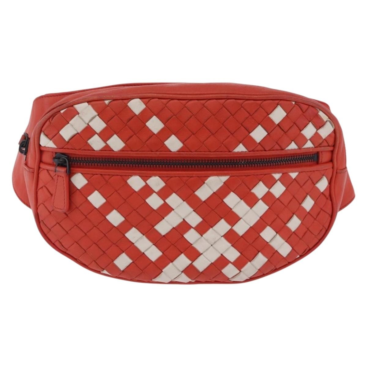 Bottega Veneta Light Waist Intrecciato Leather Red Leather Clutche & Pouche Bag (Pre-Owned)