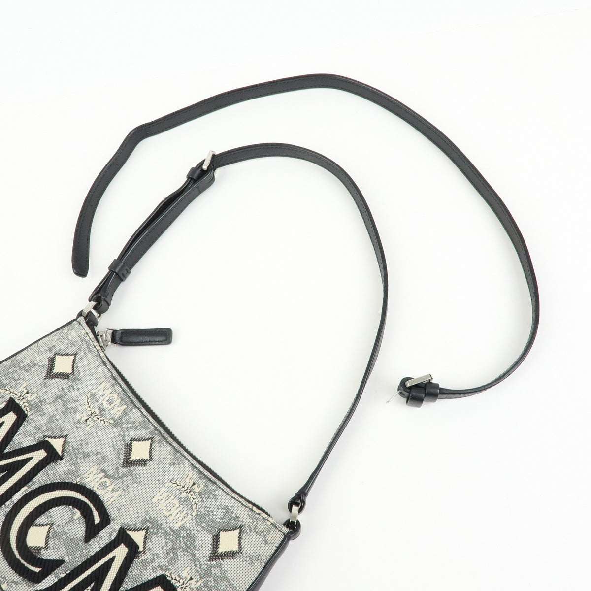 MCM Vintage Vicetos Leather Gray Canvas Shoulder Bag Bag (Pre-Owned)