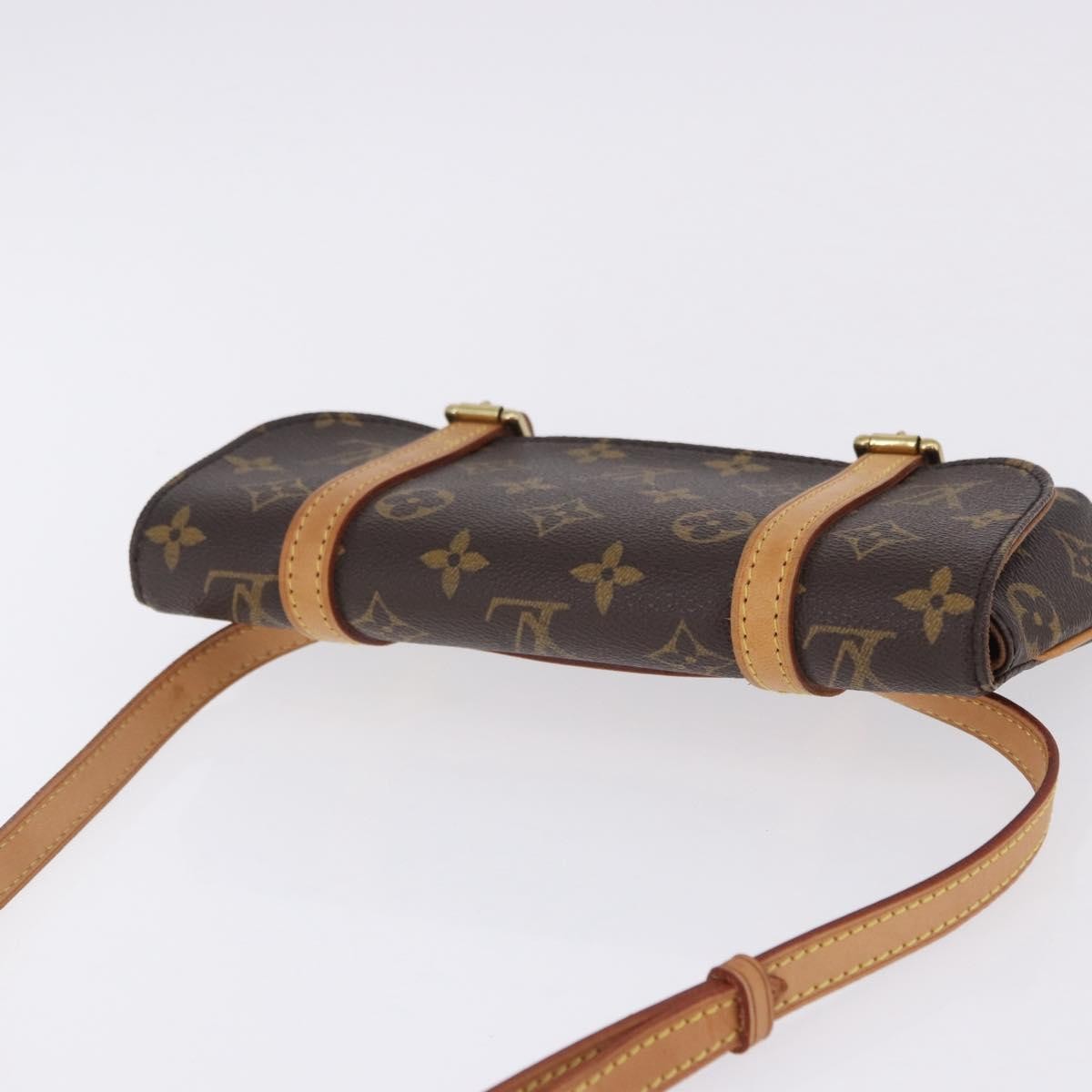 Louis Vuitton Marelle Waist Monogram Canvas Brown Canvas Handbag (Pre-Owned)