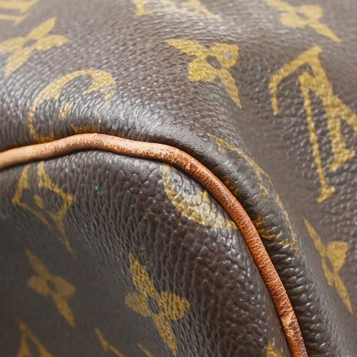 Louis Vuitton Keepall Monogram Canvas Brown Canvas Travel Bag Bag (Pre-Owned)