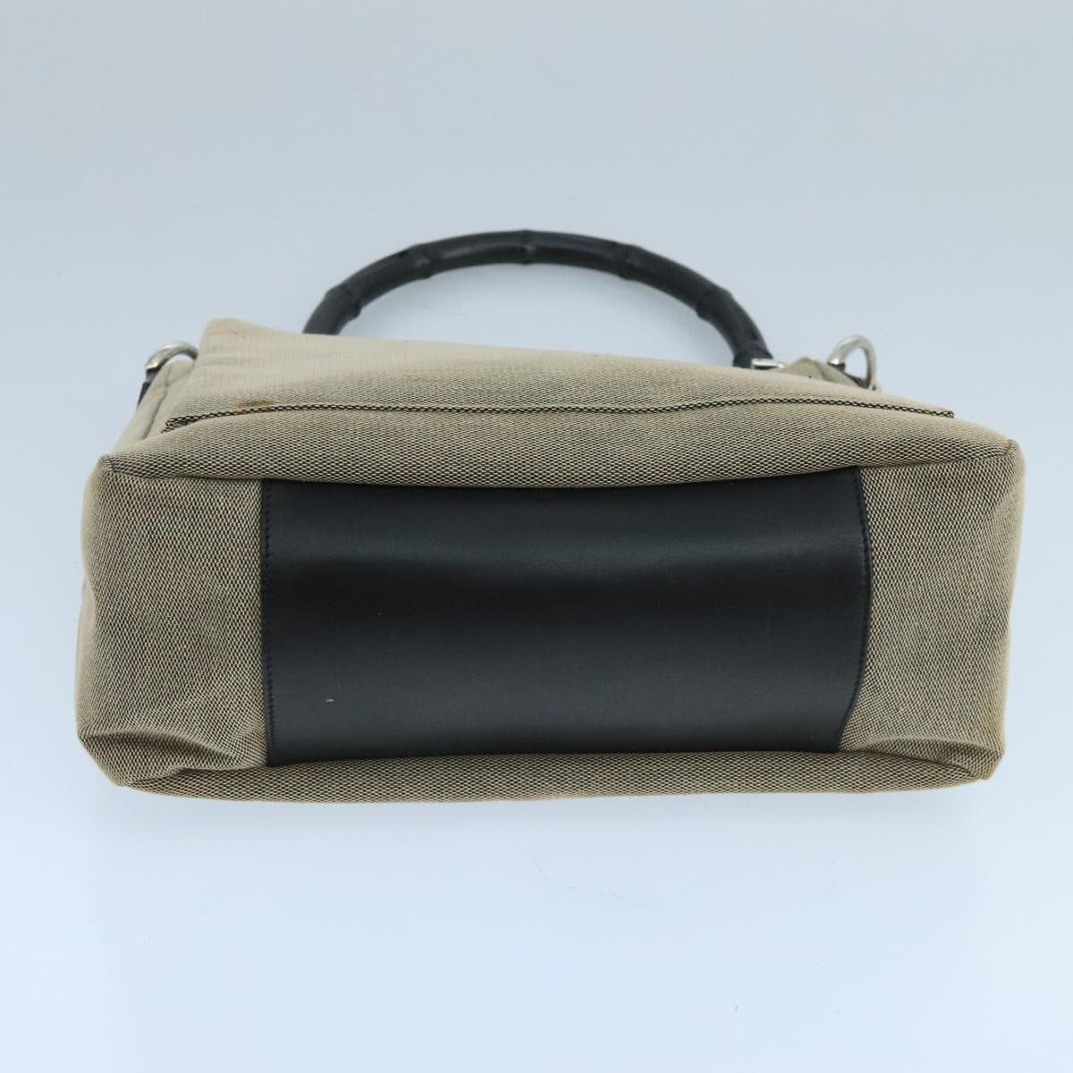Gucci Vintage Bamboo Shoulder Canvas Beige Canvas Shoulder Bag Bag (Pre-Owned)