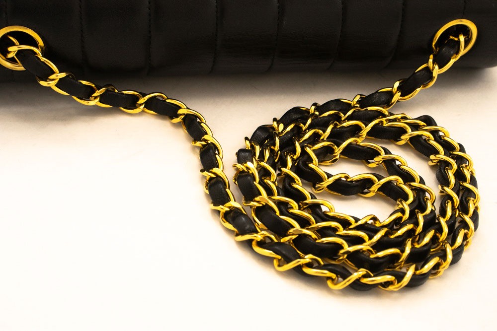 Chanel Mademoiselle Vintage Flap Lambskin Black Leather Shoulder Bag Bag (Pre-Owned)
